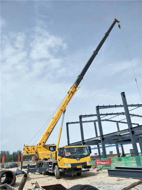 上虞区超高层建筑钢结构吊装案例